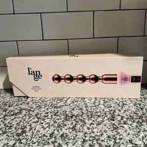 Ľange le Perlé Bubble Wand Blush